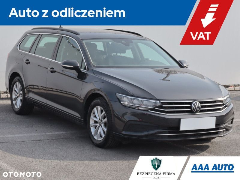 Volkswagen Passat Variant - 1