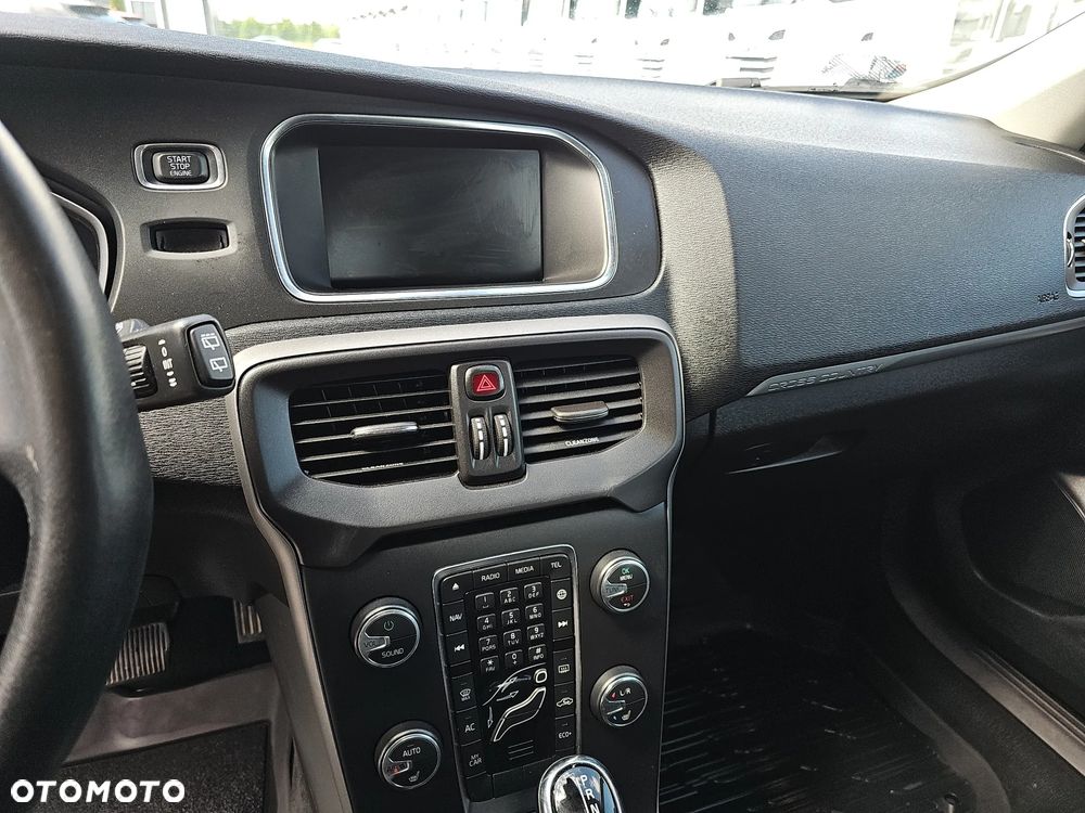 Volvo V40 T3 Drive-E Momentum - 14