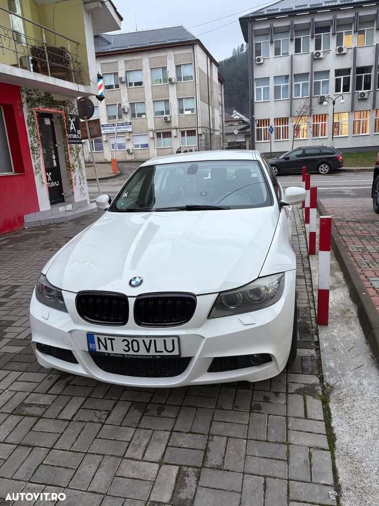 BMW Seria 3 318d - 3