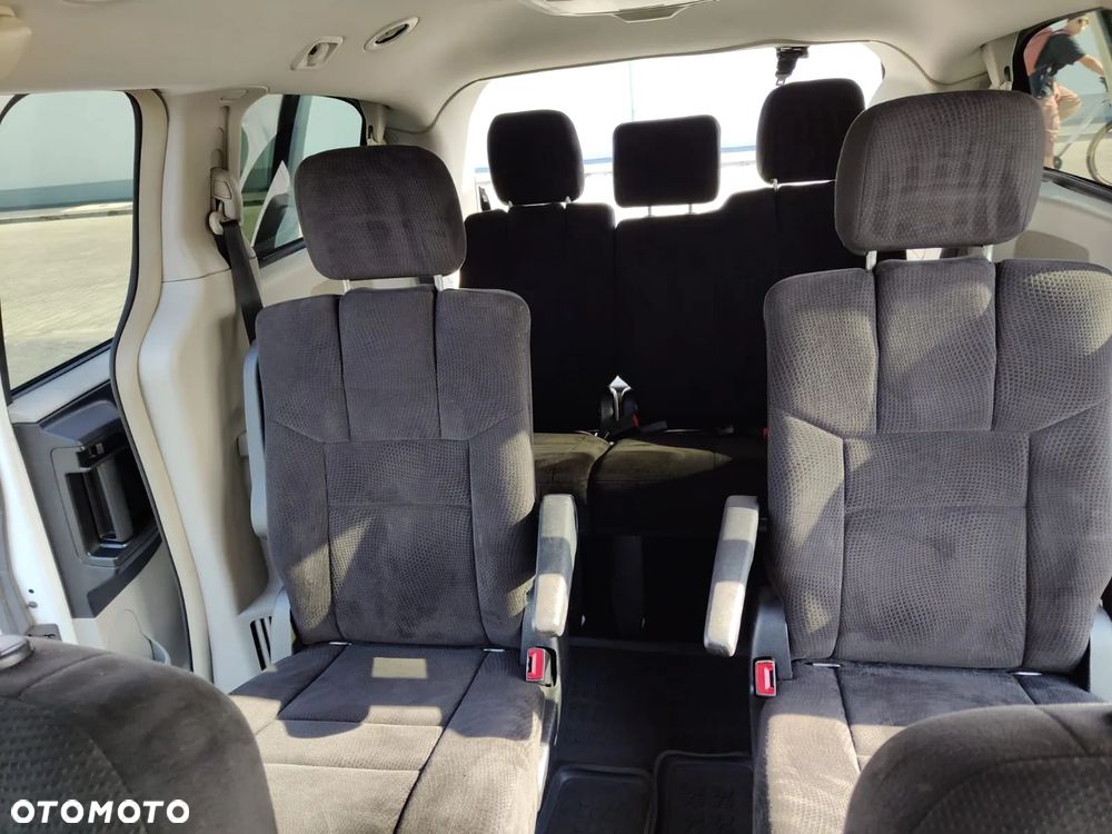 Chrysler Town & Country 3.6 Touring - 12