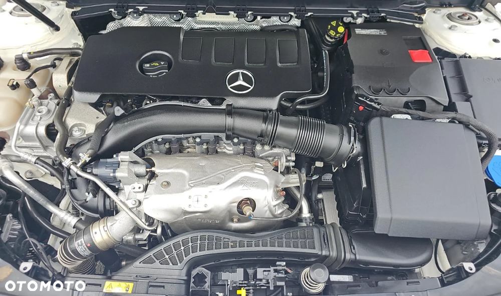 Mercedes-Benz CLA 250 4Matic 7G-DCT Edition 2020 - 17
