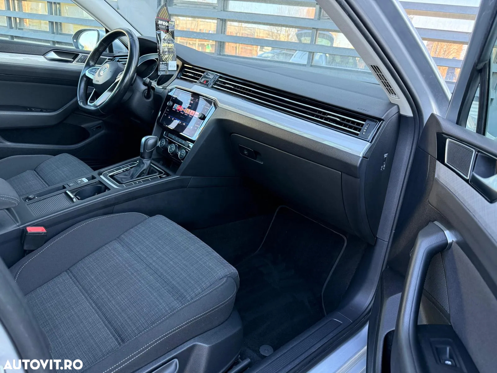 Volkswagen Passat Variant 2.0 TDI DSG Comfortline - 21