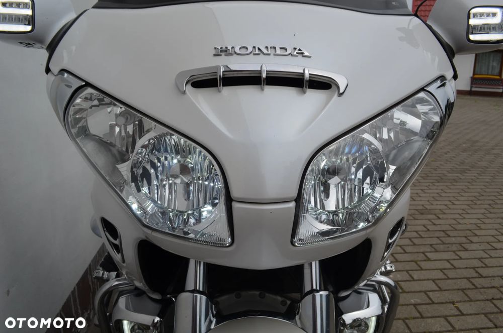 Honda GL - 39