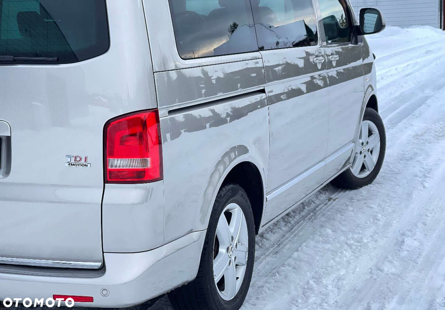 Volkswagen Multivan - 10