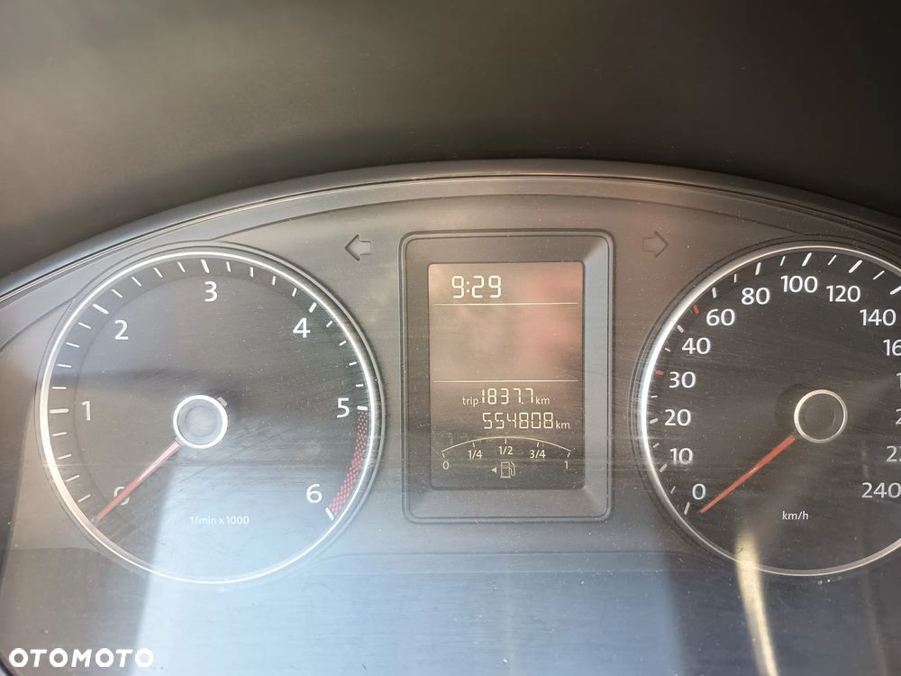 Volkswagen Transporter - 9