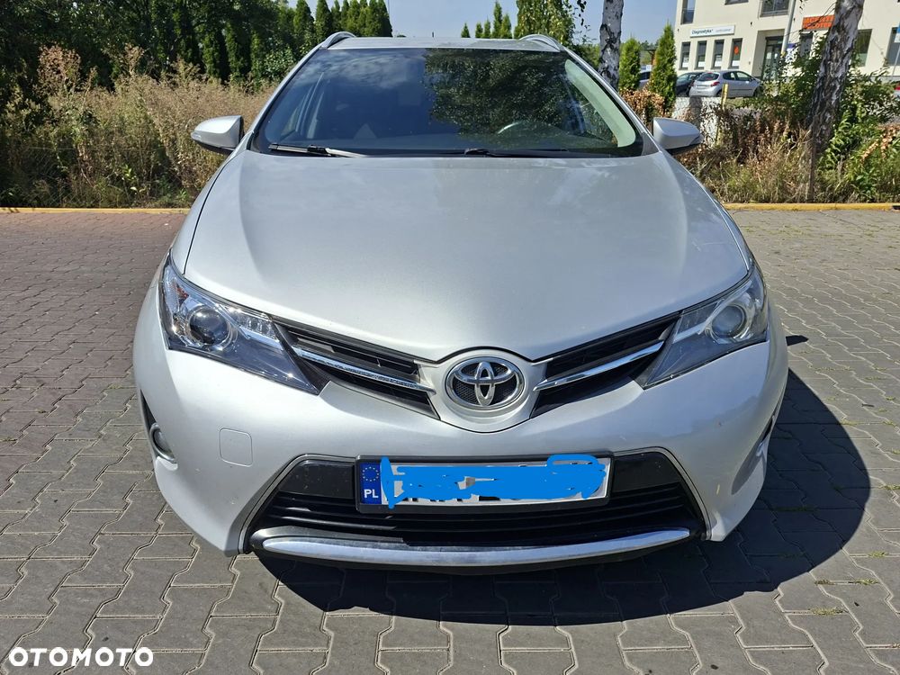 Toyota Auris 2.0 D-4D Dynamic - 3