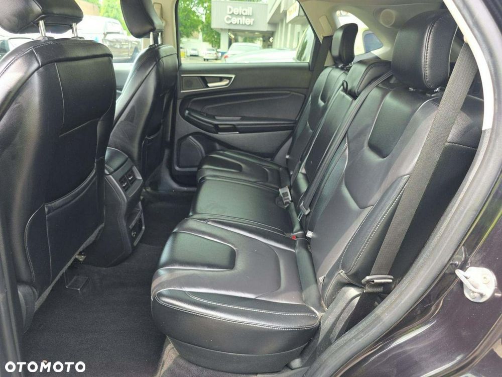 Ford Edge - 8