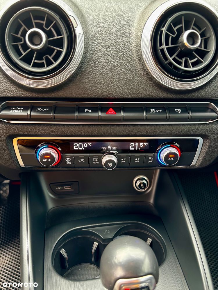 Audi A3 Limousine 40 TFSI Quattro S tronic - 19