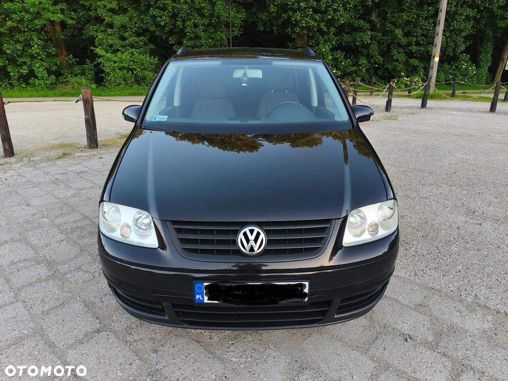 Volkswagen Touran - 8