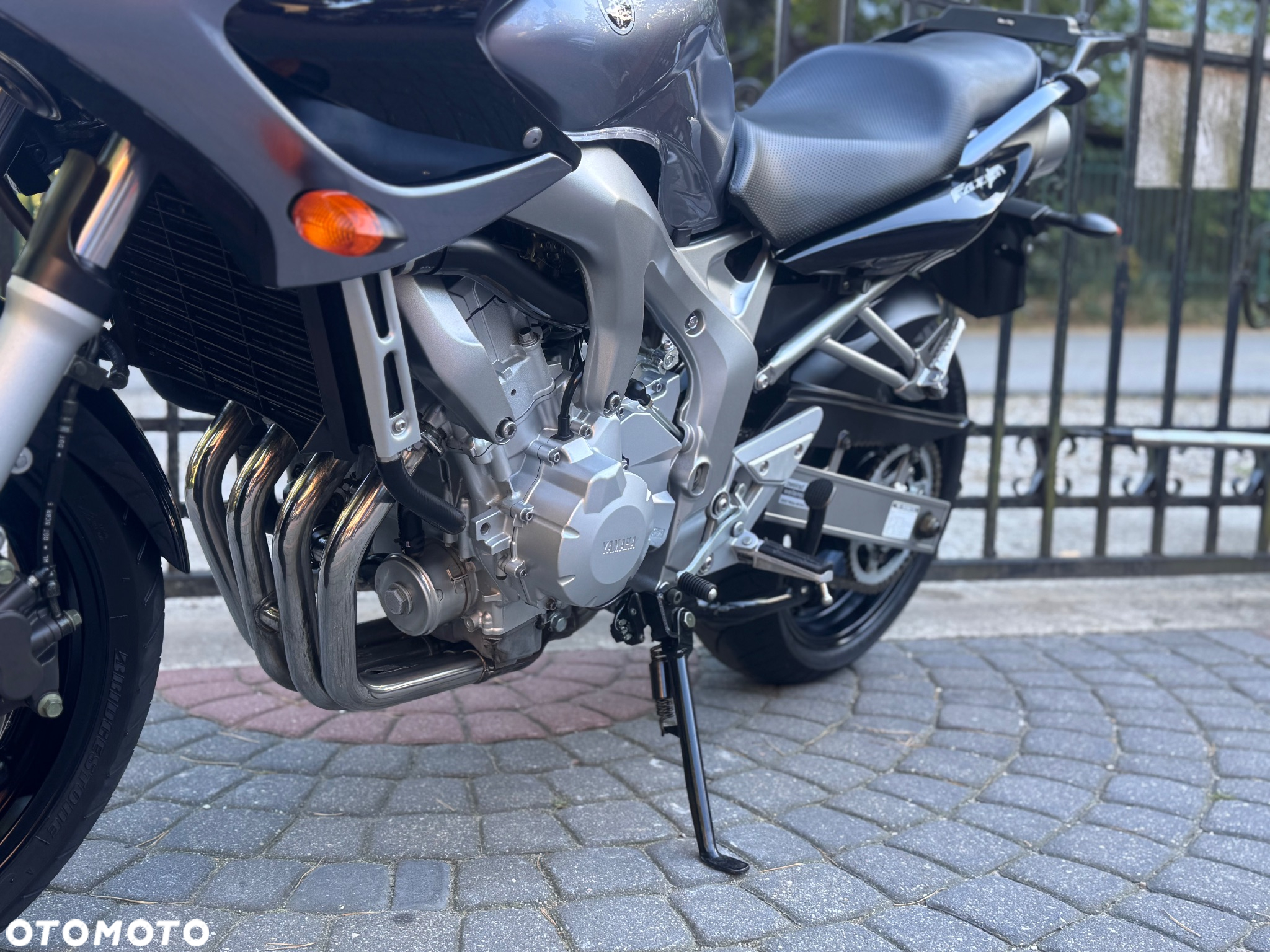 Yamaha FZ6 - 17