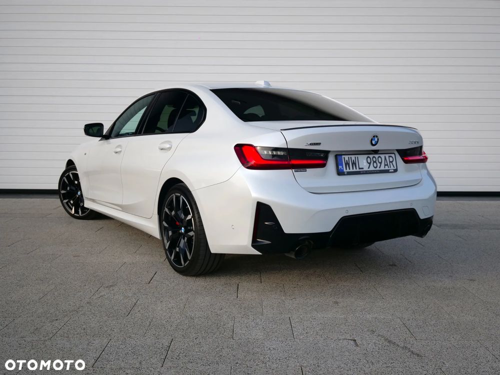 BMW Seria 3 330i xDrive M Sport sport - 12