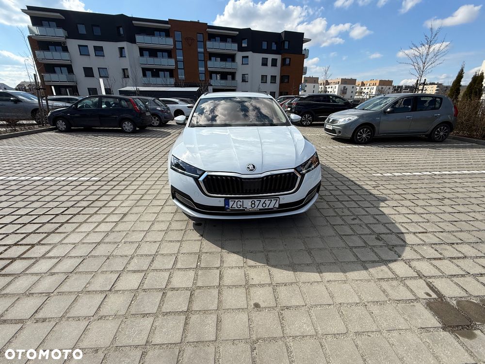 Skoda Octavia 2.0 TDI Ambition DSG - 4