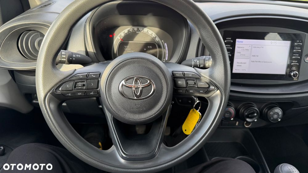 Toyota Aygo X Business Edition - 24