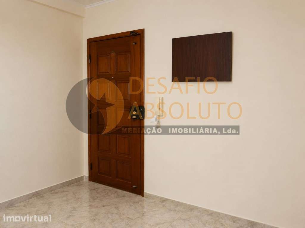 Arrendado/ Investimento - Apartamento T2, c/ Arrecadação. Pinhal Novo - Grande imagem: 4/22