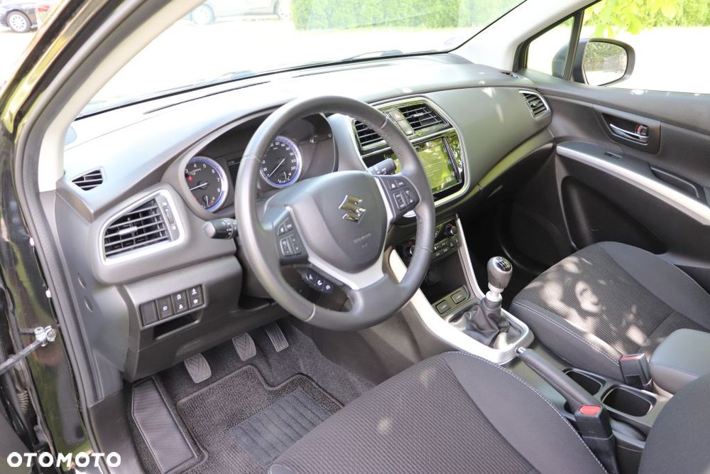 Suzuki SX4 S-Cross 1.4 SHVS Premium - 10