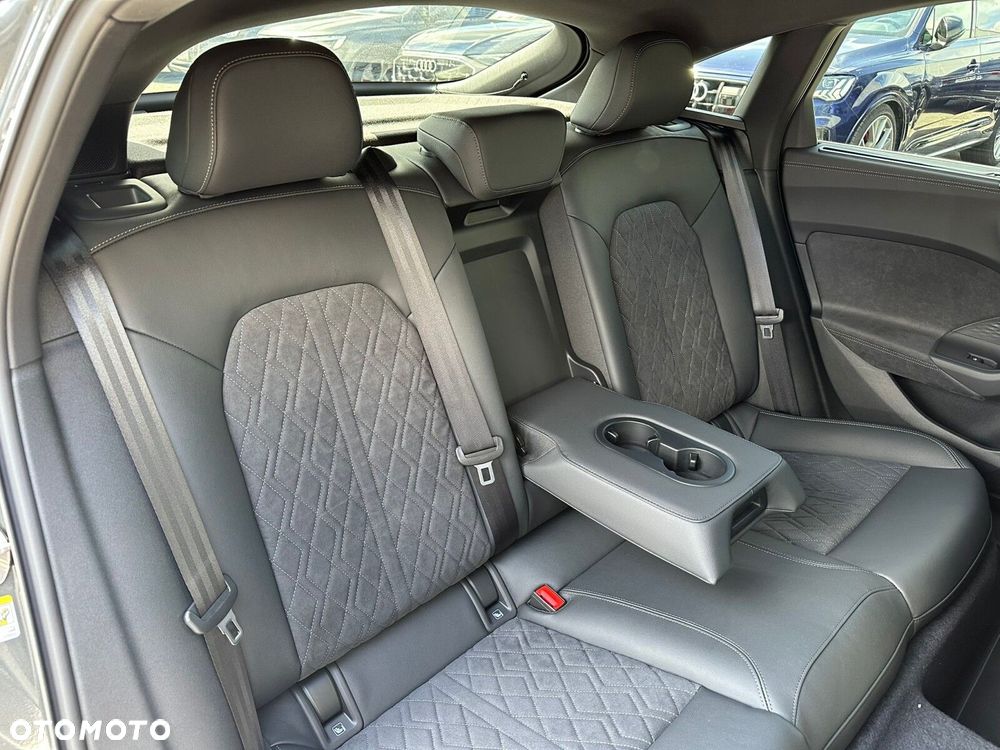 Audi A5 Limousine - 28