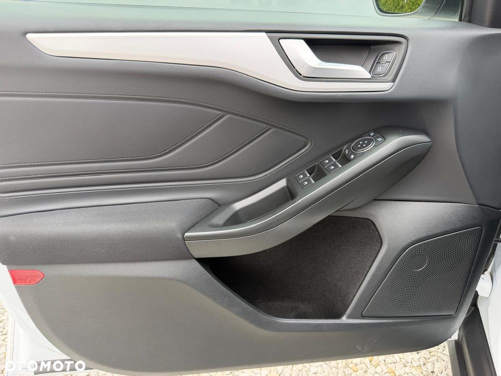 Ford Focus - 21