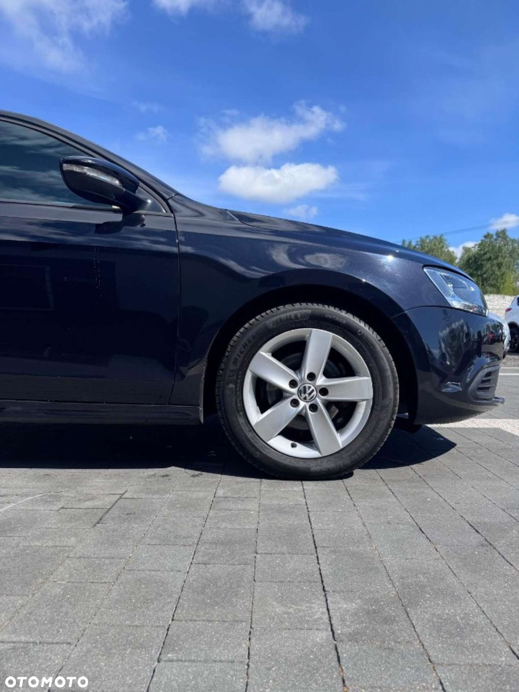 Volkswagen Jetta - 12