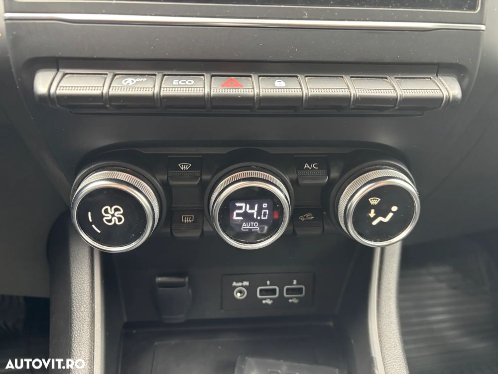 Renault Captur MHEV 140 Techno - 23