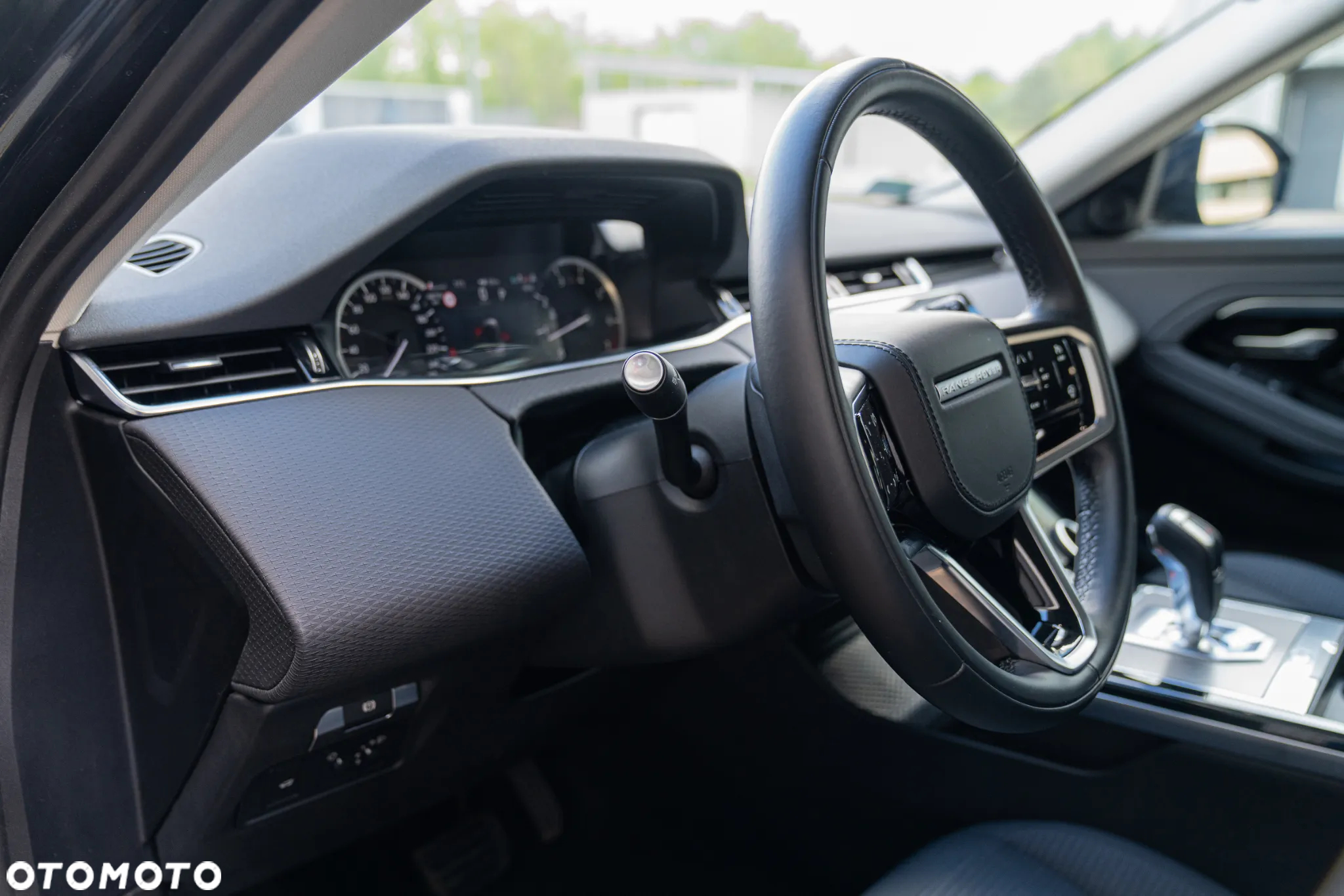 Land Rover Range Rover Evoque - 33