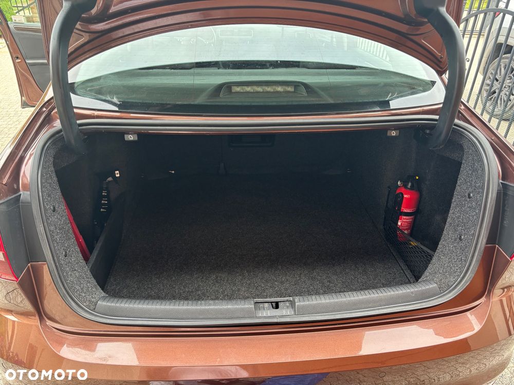 Volkswagen Jetta 1.4 TSI BMT Highline - 10