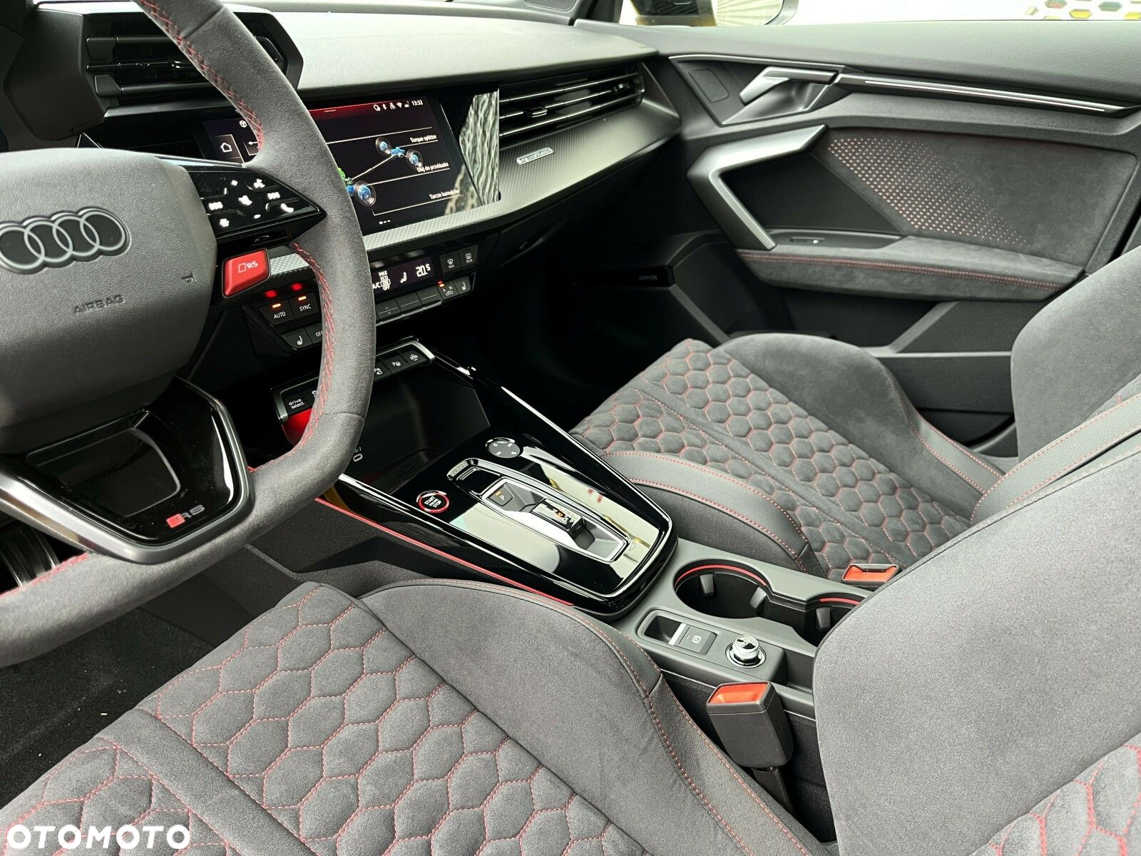 Audi RS3 Sportback - 28
