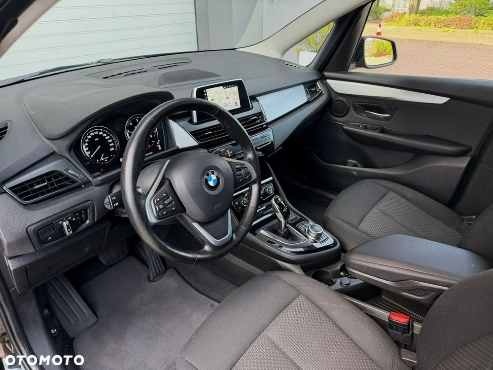 BMW Seria 2 218d xDrive Advantage - 7