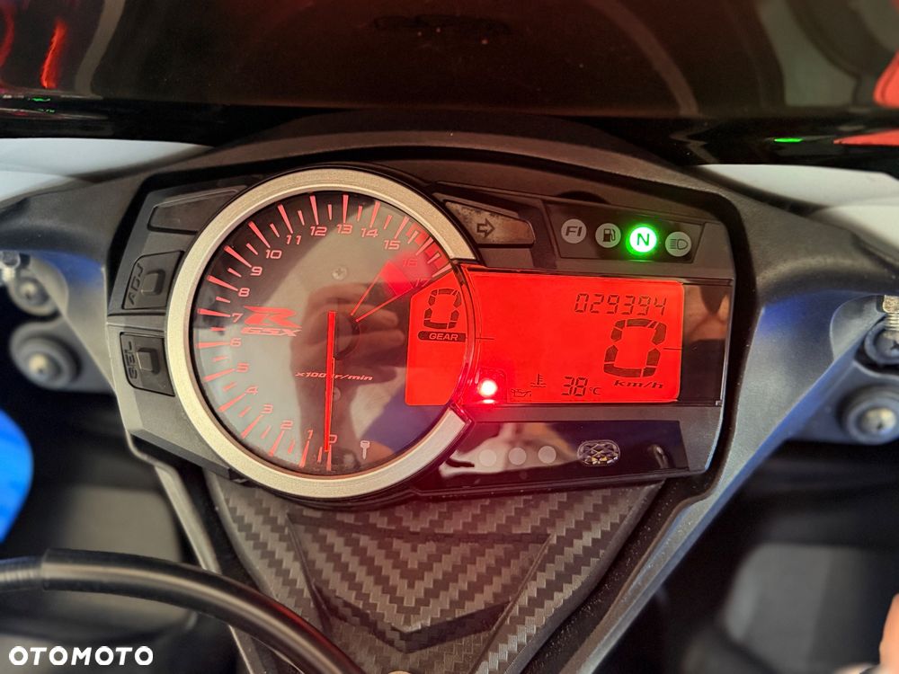 Suzuki GSX-R - 9