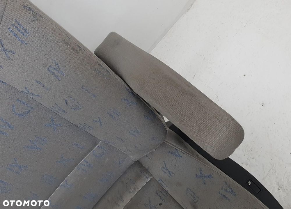 FOTEL OBROTOWY KAPITAŃSKI GRZANY PRAWY PRZÓD PASAŻERA RENAULT TRAFIC II EUR - 4