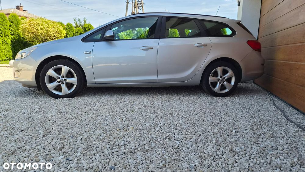 Opel Astra 1.6 ENERGY - 12