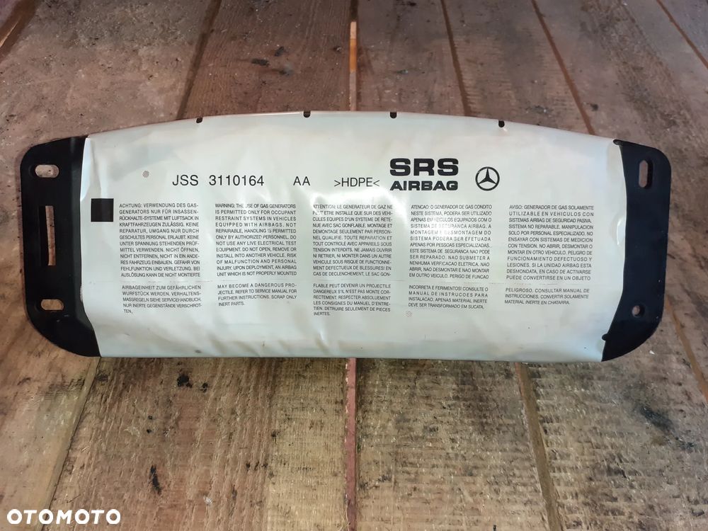 Mercedes E W207 Poduszka Pasażera w Deske AirBag - 1