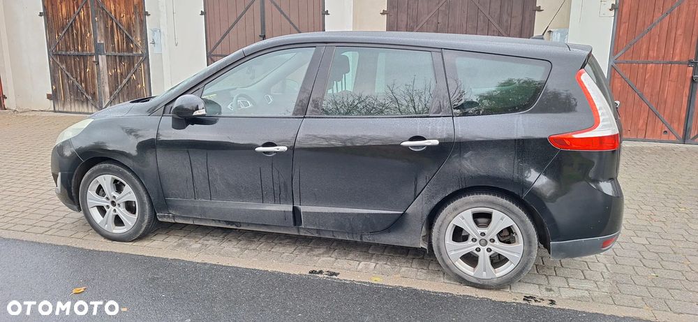 Renault Scenic - 10