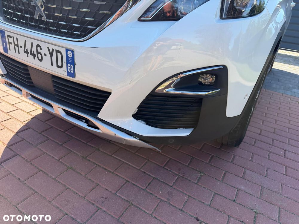 Peugeot 3008 1.2 PureTech Allure S&S - 18