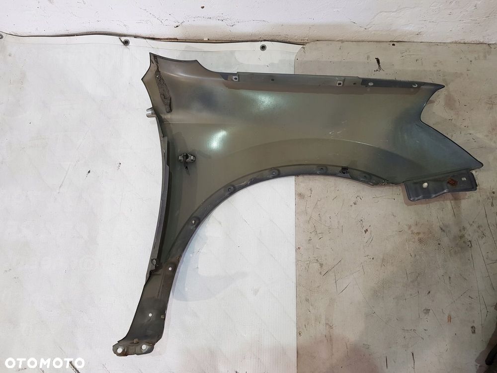 BŁOTNIK LEWY PRZÓD NISSAN QASHQAI J102 2.0 DCI 4X4 EUR 09R B52 - 11