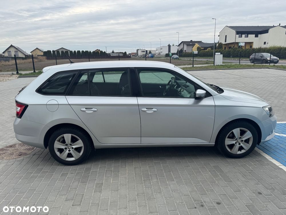 Skoda Fabia 1.0 TSI Style DSG - 4