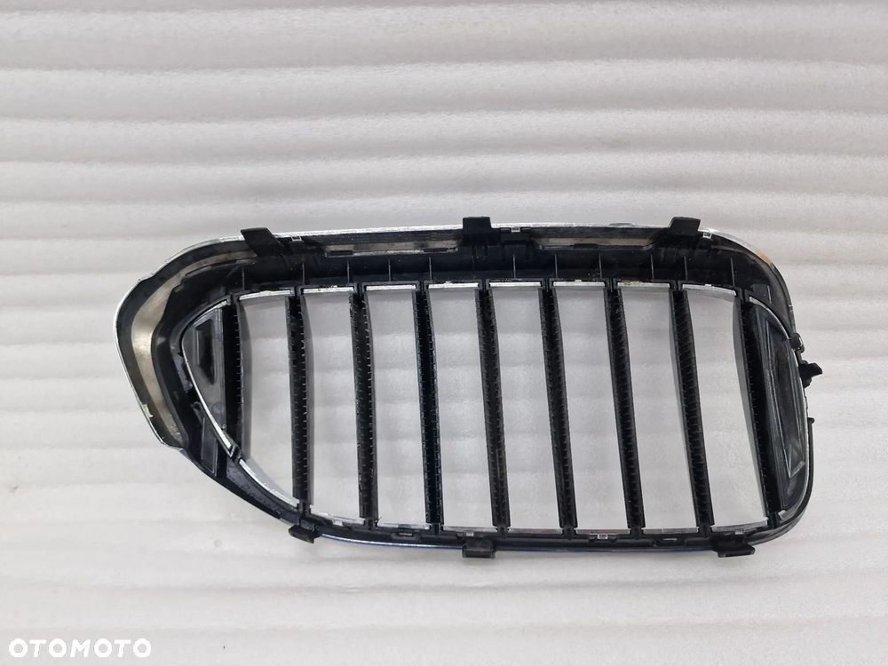 BMW G30 / G31 17- LEWA NERKA / ATRAPA / GRILL PRZEDNI PRZÓD , NR 5113-7383519 / 5113-7390865 / 5113-7390867 / 5113-7390863 / 5113-7381901 , NR AUKCJI GL199 - 7