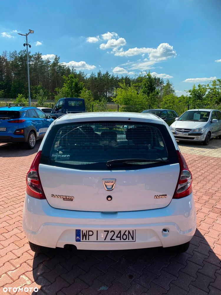 Dacia Sandero - 5