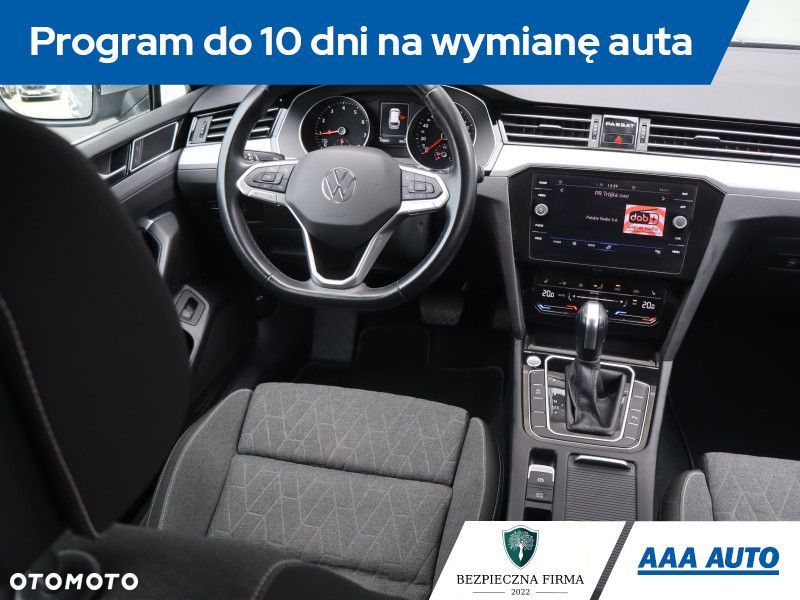 Volkswagen Passat Variant - 9