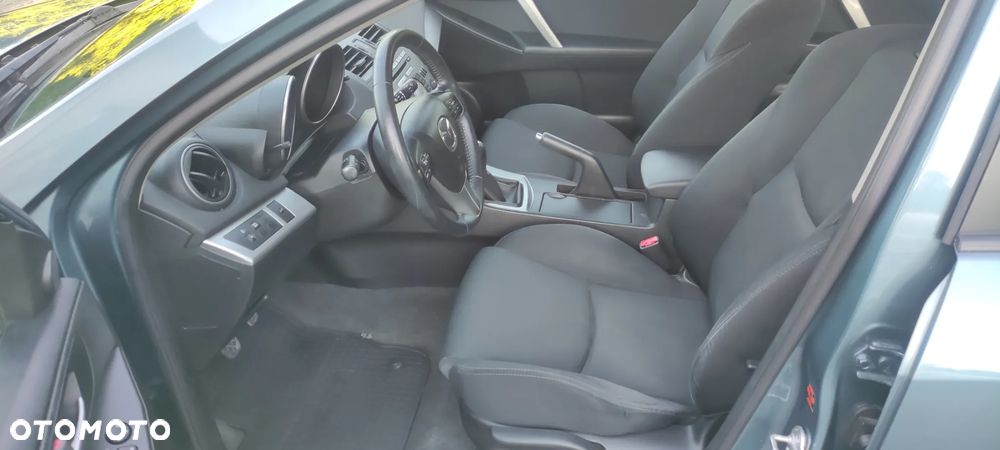 Mazda 3 - 4
