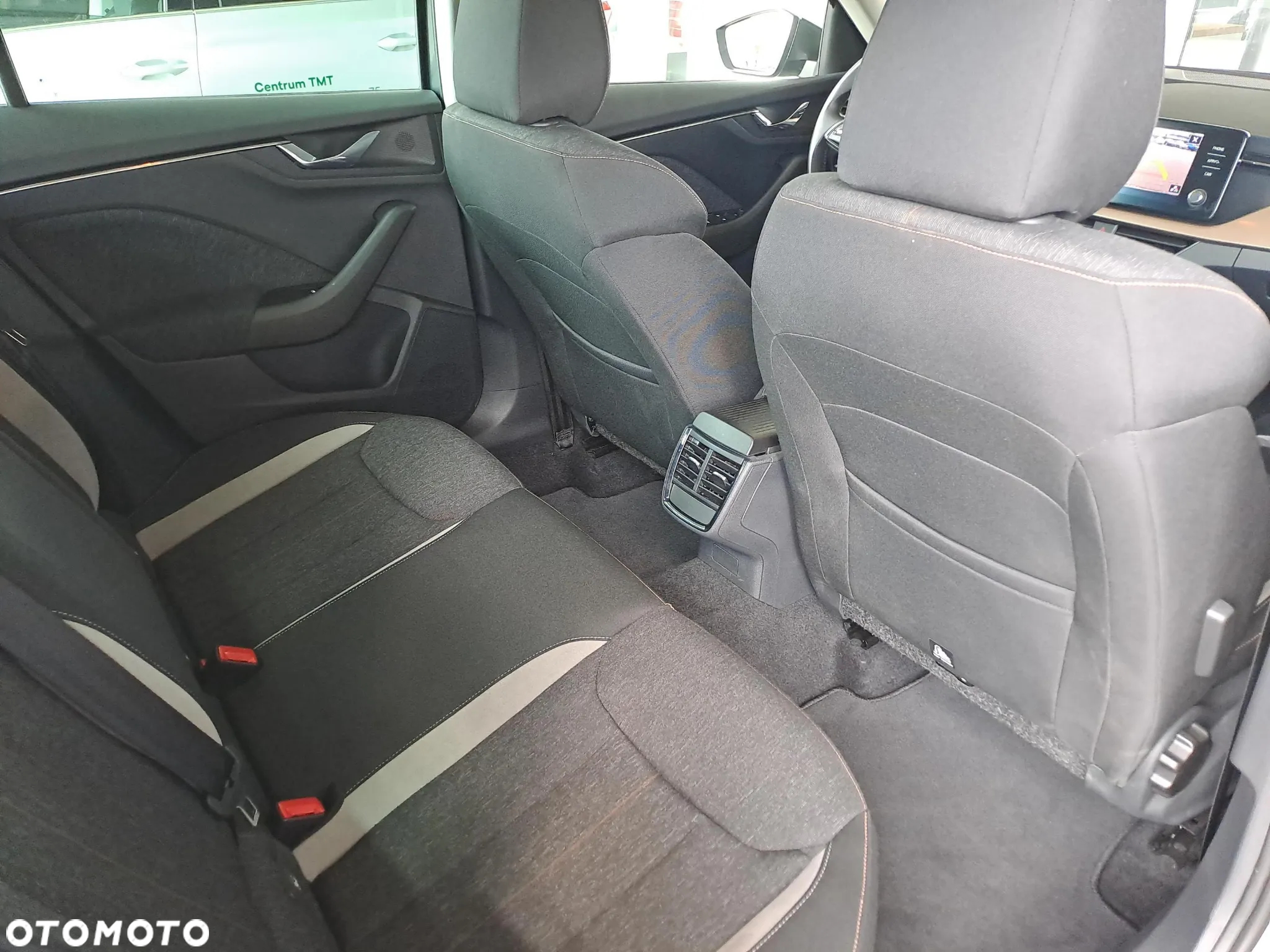 Skoda Kamiq 1.0 TSI Style - 11