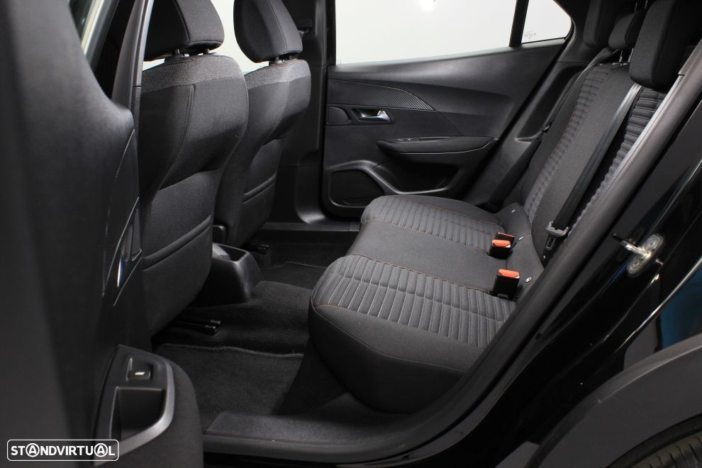 Peugeot 2008 1.2 PureTech Active Pack - 24