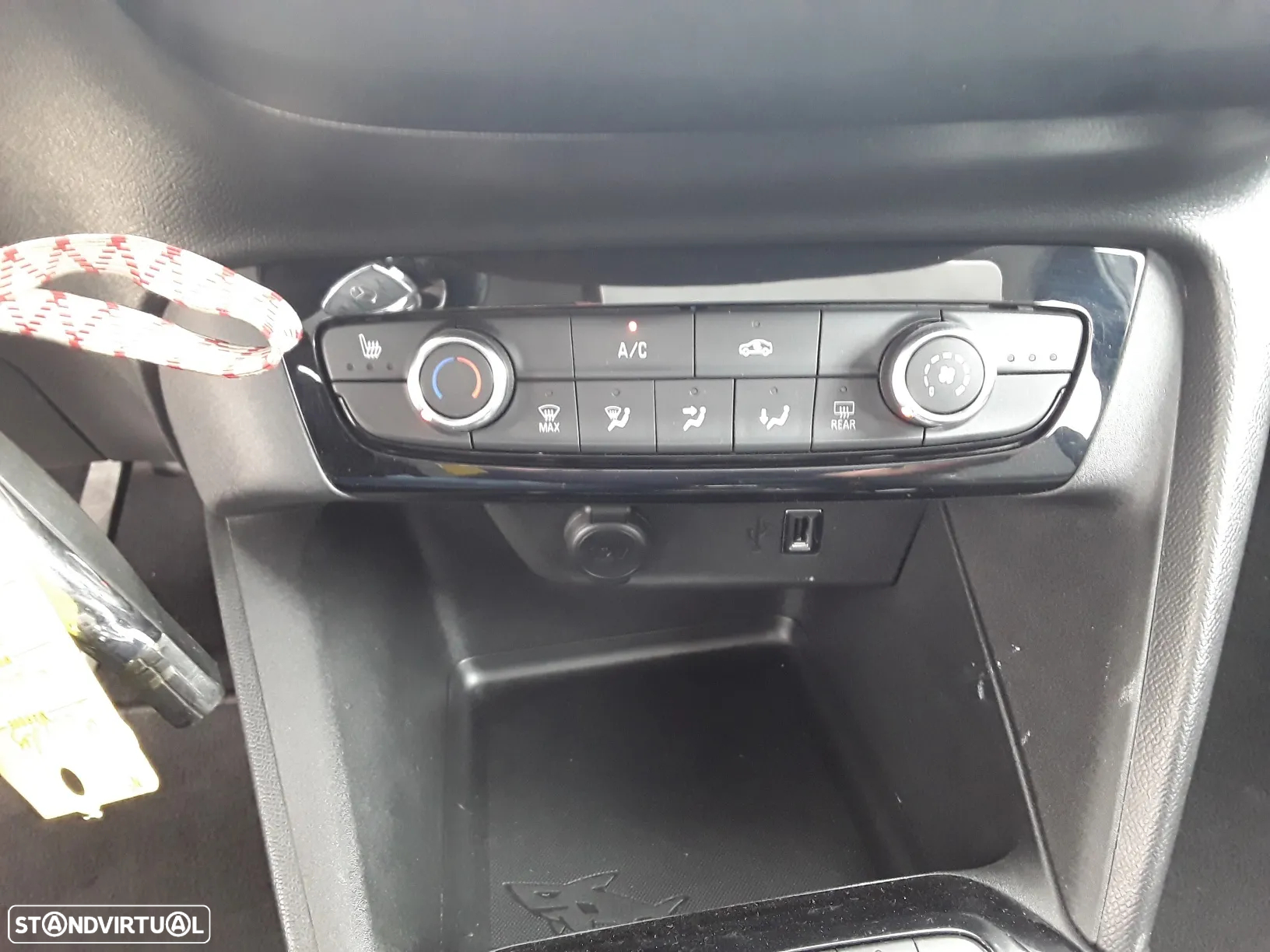Opel Corsa 1.2 Direct Injection Turbo Auto - 10