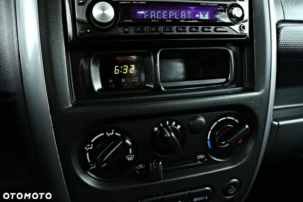 Suzuki Jimny - 35