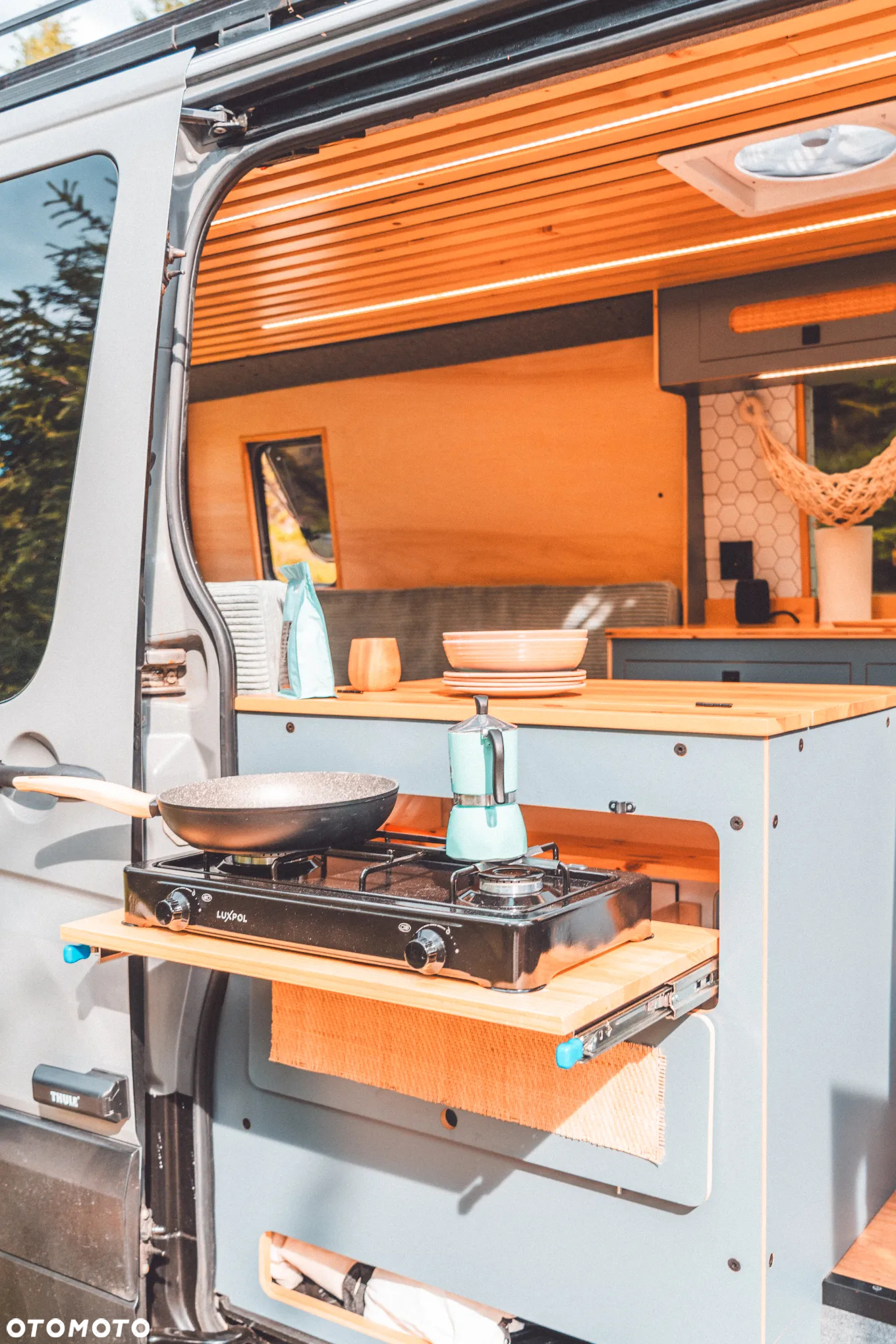 Mercedes-Benz Sprinter - 2
