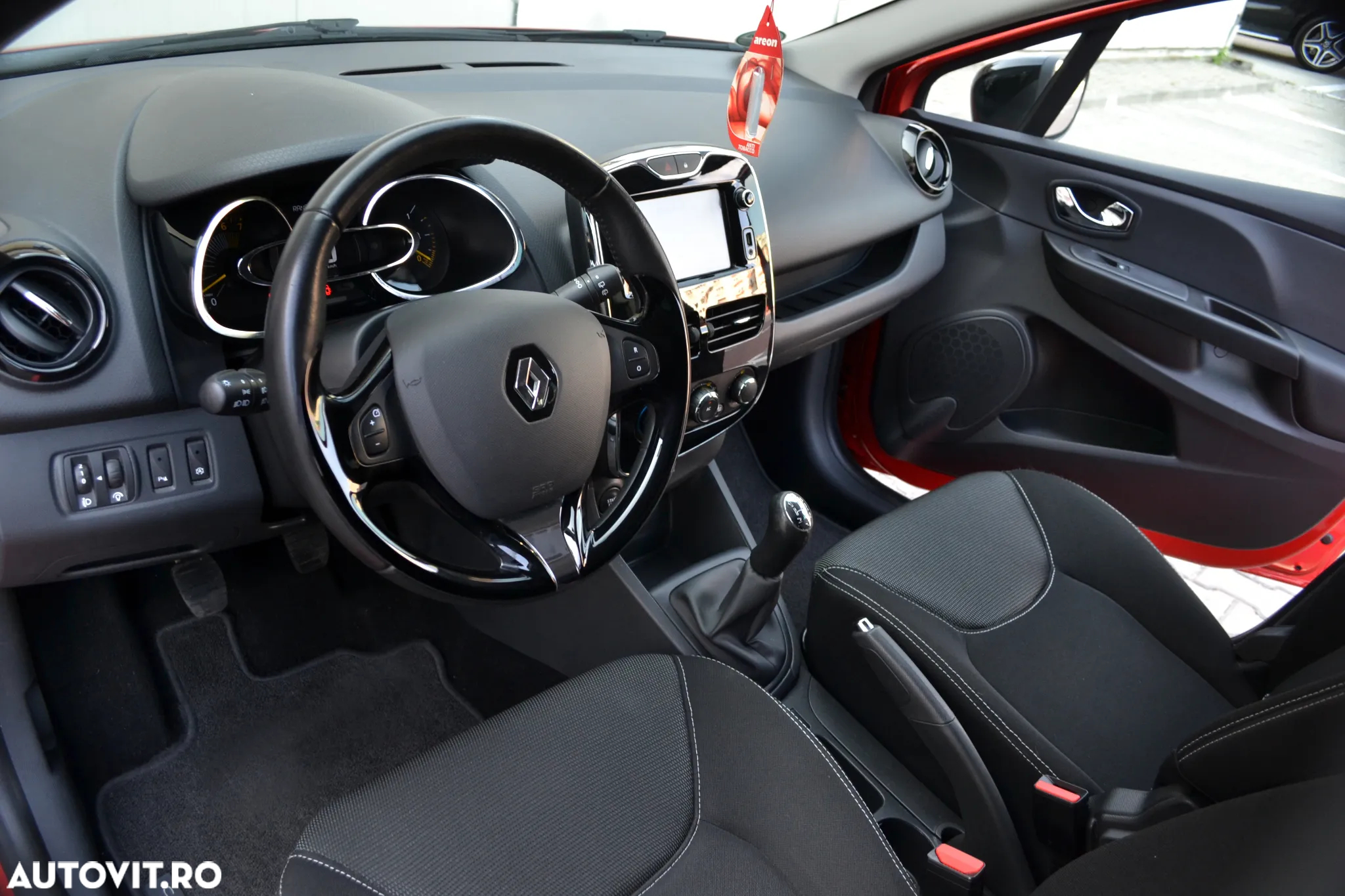 Renault Clio Grandtour Energy TCe 90 Business - 8