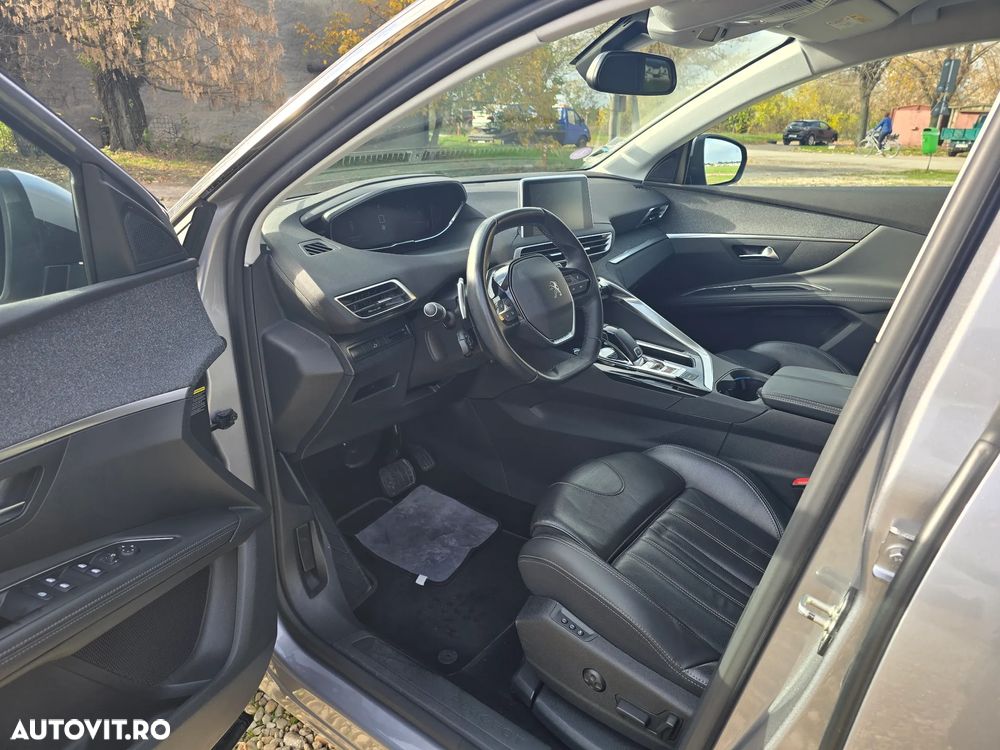 Peugeot 5008 1.2L PureTech EAT8 S&S Allure Pack - 10