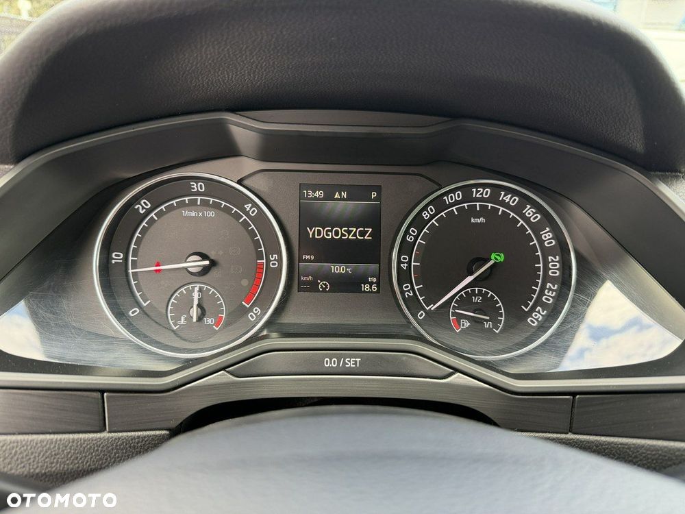 Skoda Superb 2.0 TDI 4x4 DSG L&K - 19