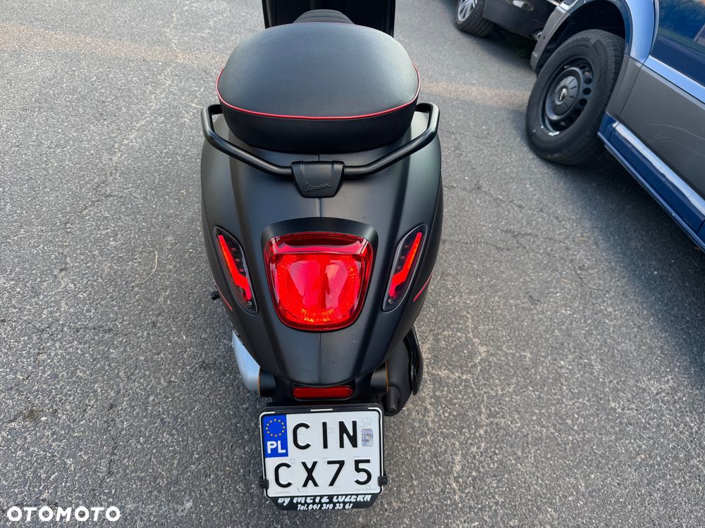 Piaggio Vespa - 4