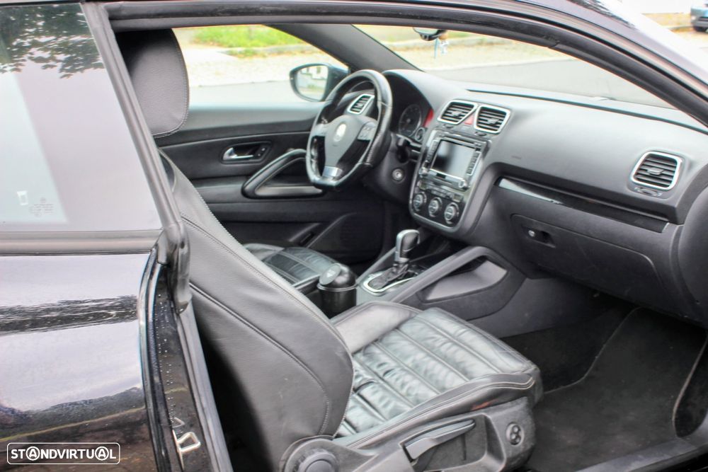 VW Scirocco 2.0 TFSi Sport DSG - 7