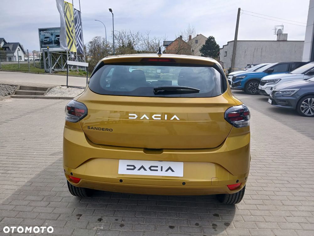 Dacia Sandero - 8